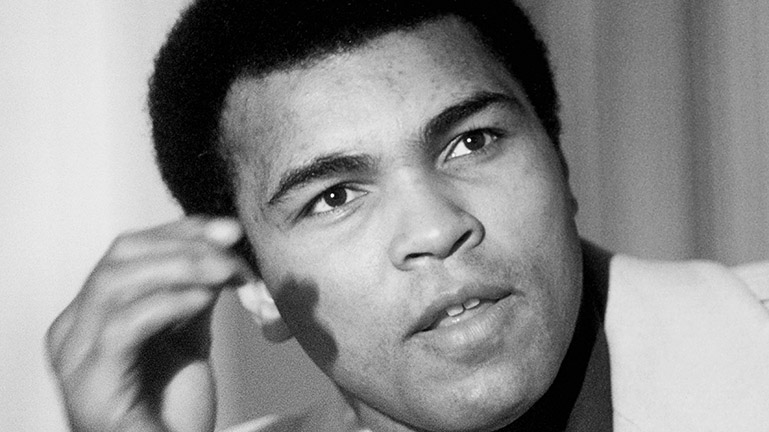 Bunce Diaries: The man beside Muhammad Ali