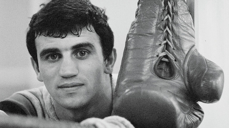 Bunce Diary: A story about flyweights and other small details