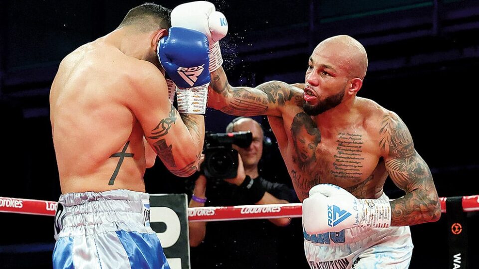 Bunce Diary: Events in Manchester and Bolton encapsulate what makes boxing such a wild and unpredictable sport