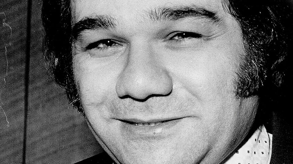 Ultimate Survivor: Don Elbaum and the story of two left gloves gifted to the greatest fighter in the world