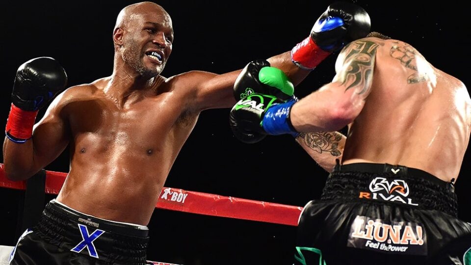 10 professional boxers who competed into their 50s and 60s