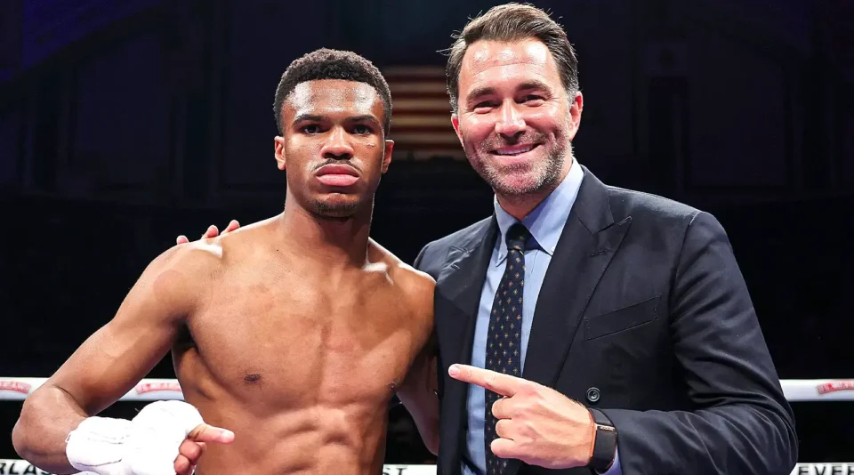 Omari Jones shines with first-round knockout in second pro fight