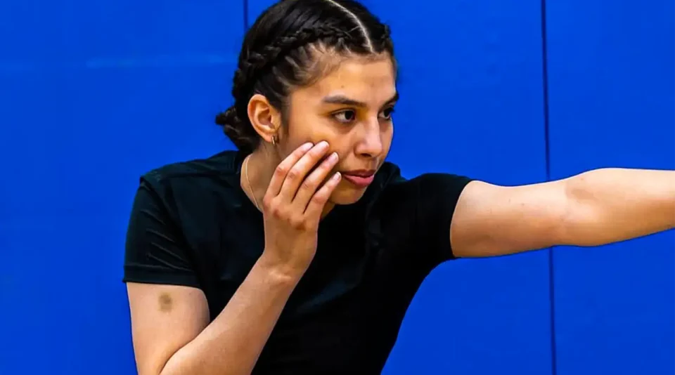 Top Rank’s Perla Bazaldua loves boxing and baking