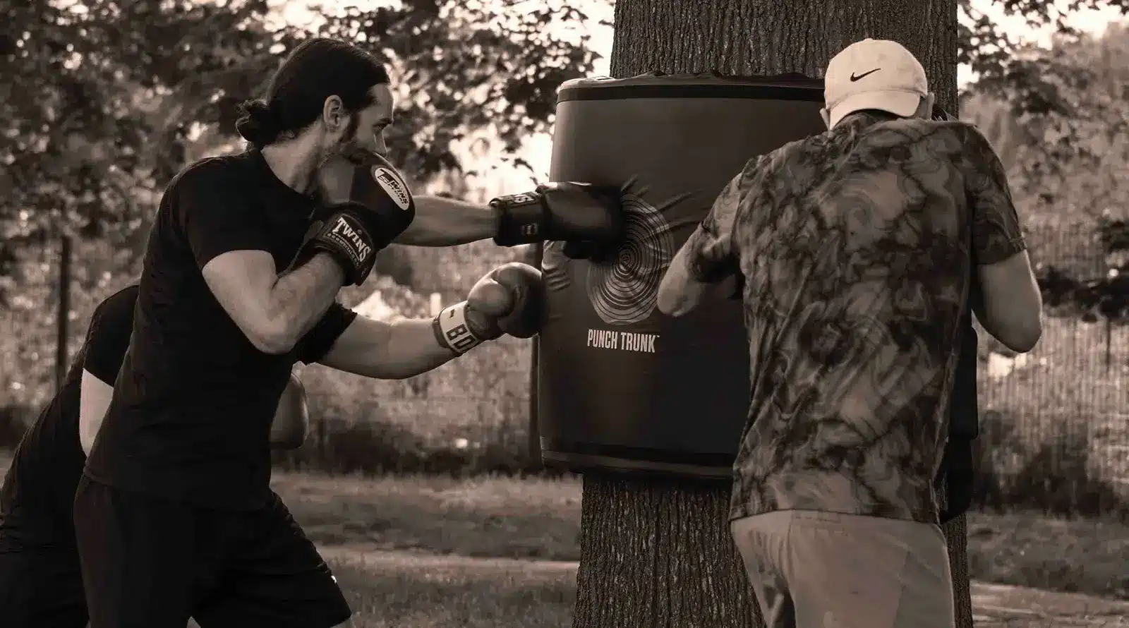 punch trunk (tko)
