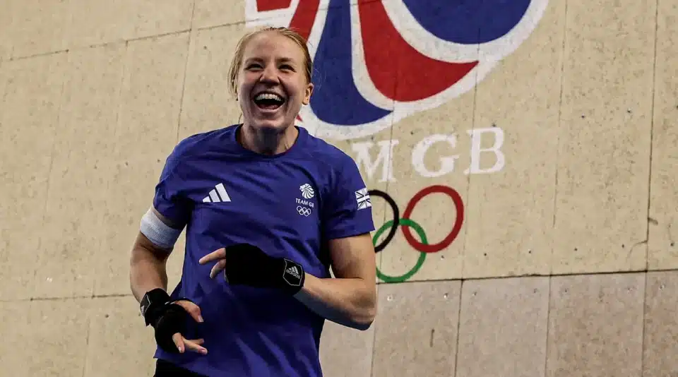Rosie Eccles commits to amateurs after Olympic controversy